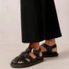 Backbone Black Clog