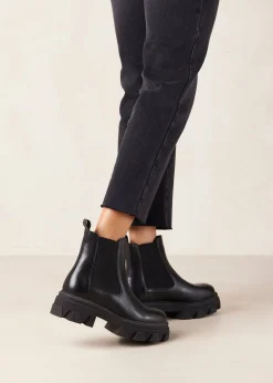Berenice Black Leather Ankle Boots