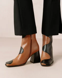 Blair Bicolor Black Camel Leather Ankle Boots