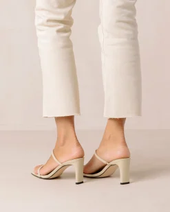 Cannes Beige Leather Sandals