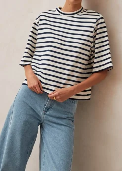 Capa Stripes Navy And White Tshirt