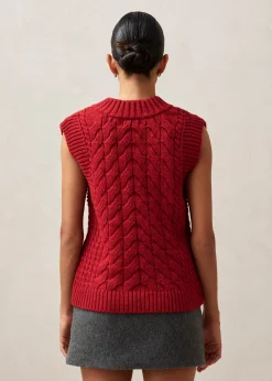Cosy Red Tricot Vest