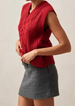 Cosy Red Tricot Vest