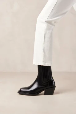 Denver Black Leather Ankle Boots