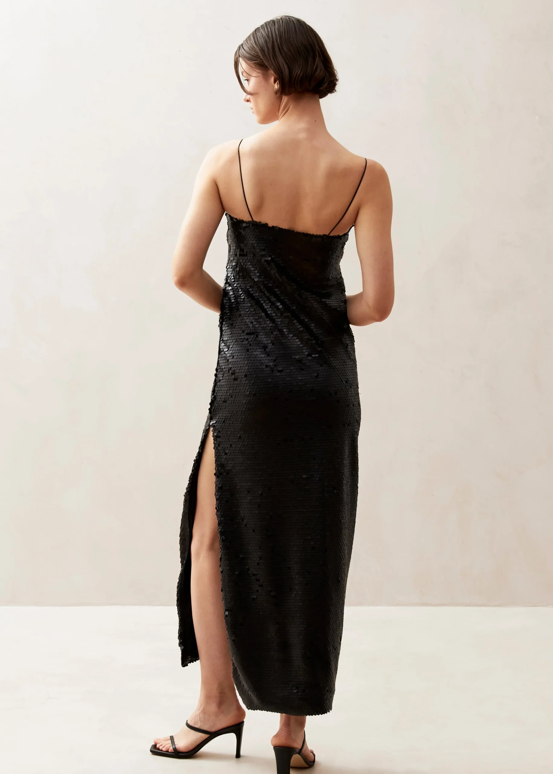 Elmi Black Midi Dress