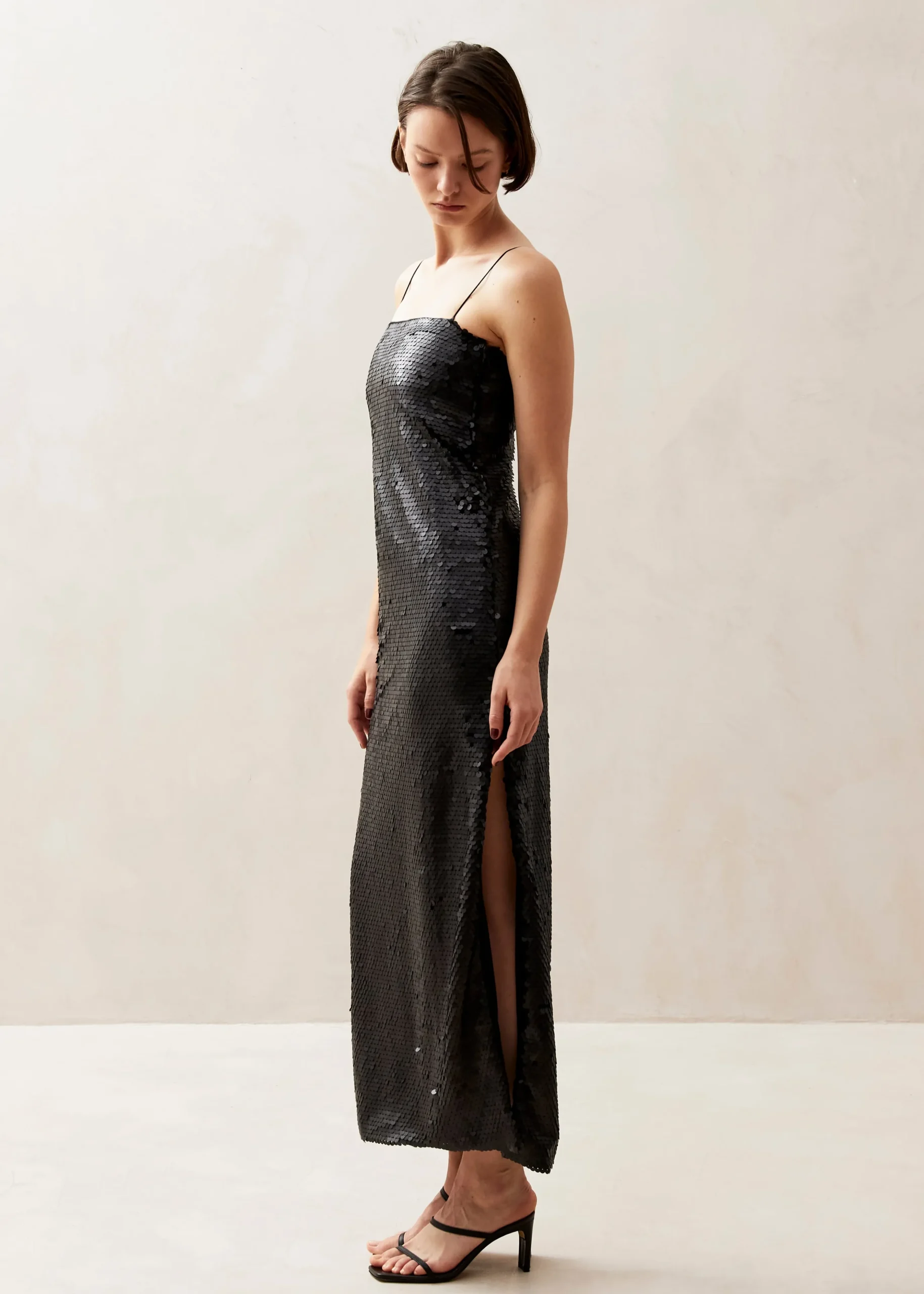 Elmi Black Midi Dress
