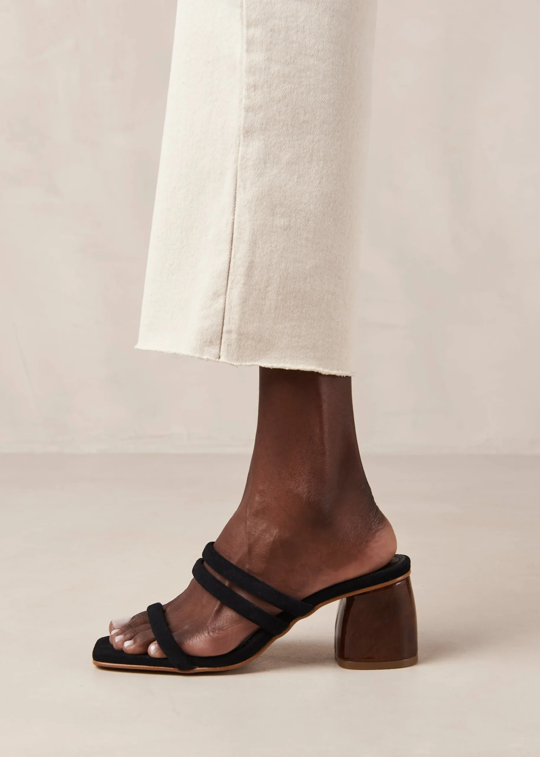 Indiana Black Leather Sandals