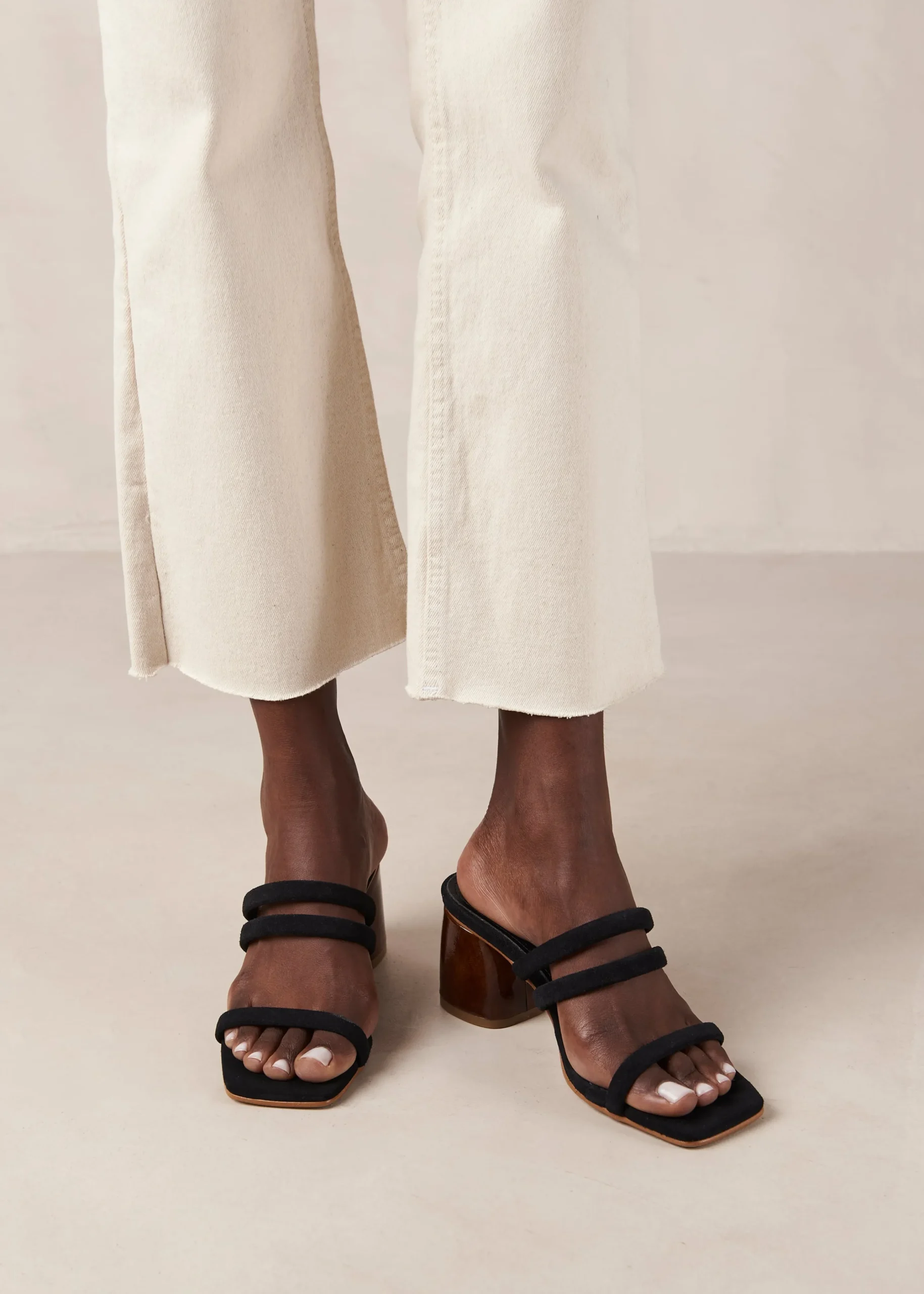 Indiana Black Leather Sandals
