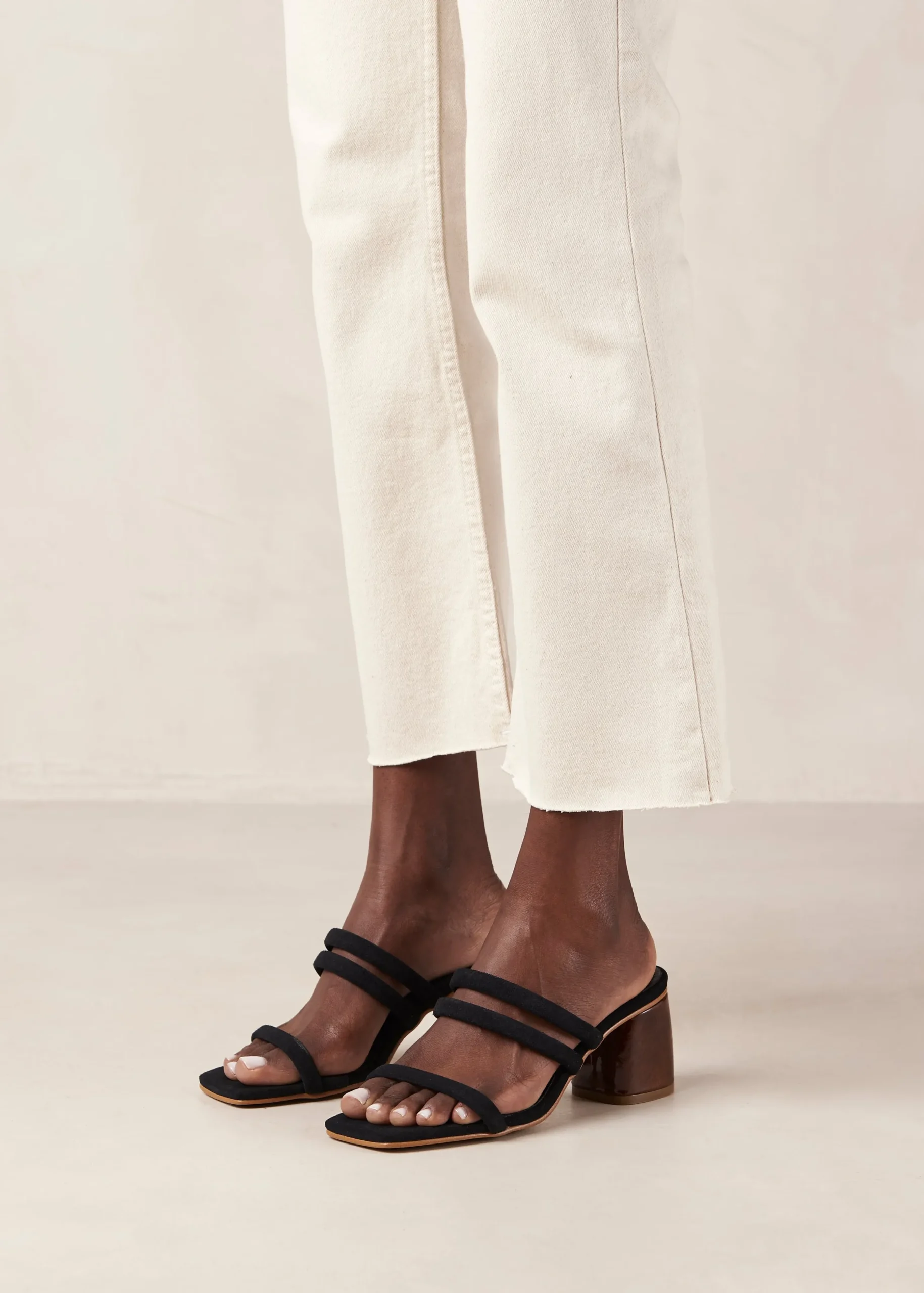 Indiana Black Leather Sandals