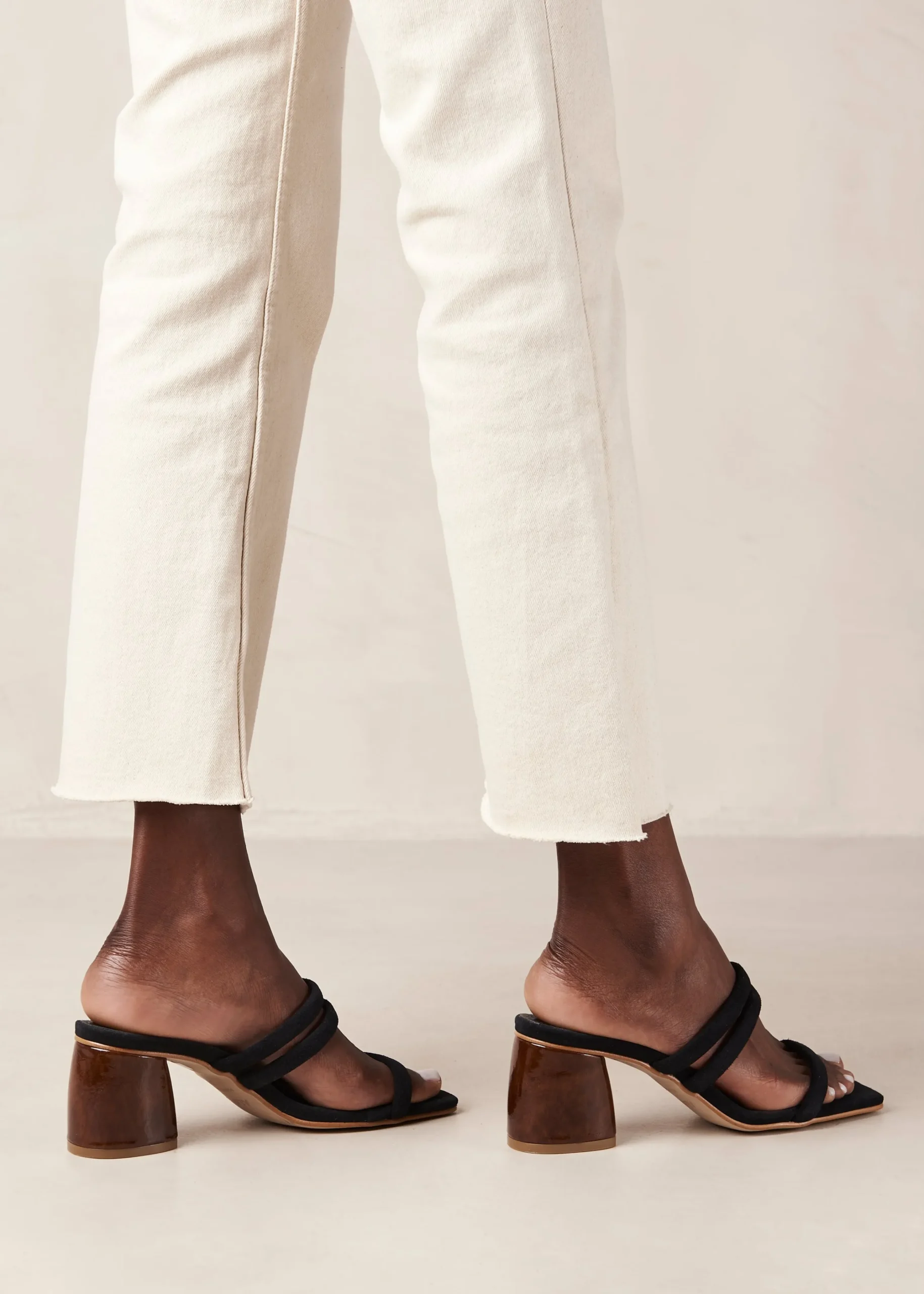 Indiana Black Leather Sandals