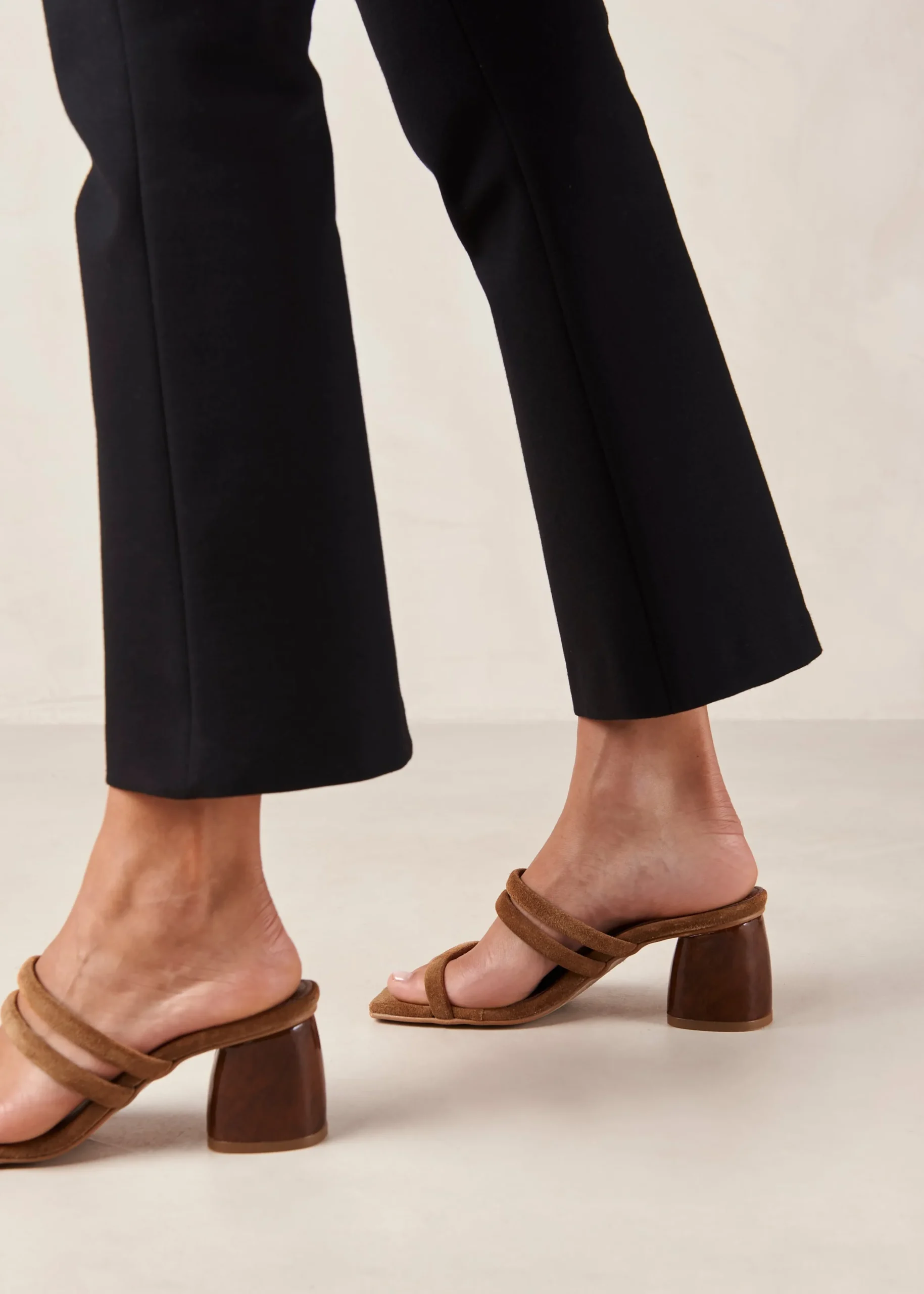Indiana Brown Leather Sandals
