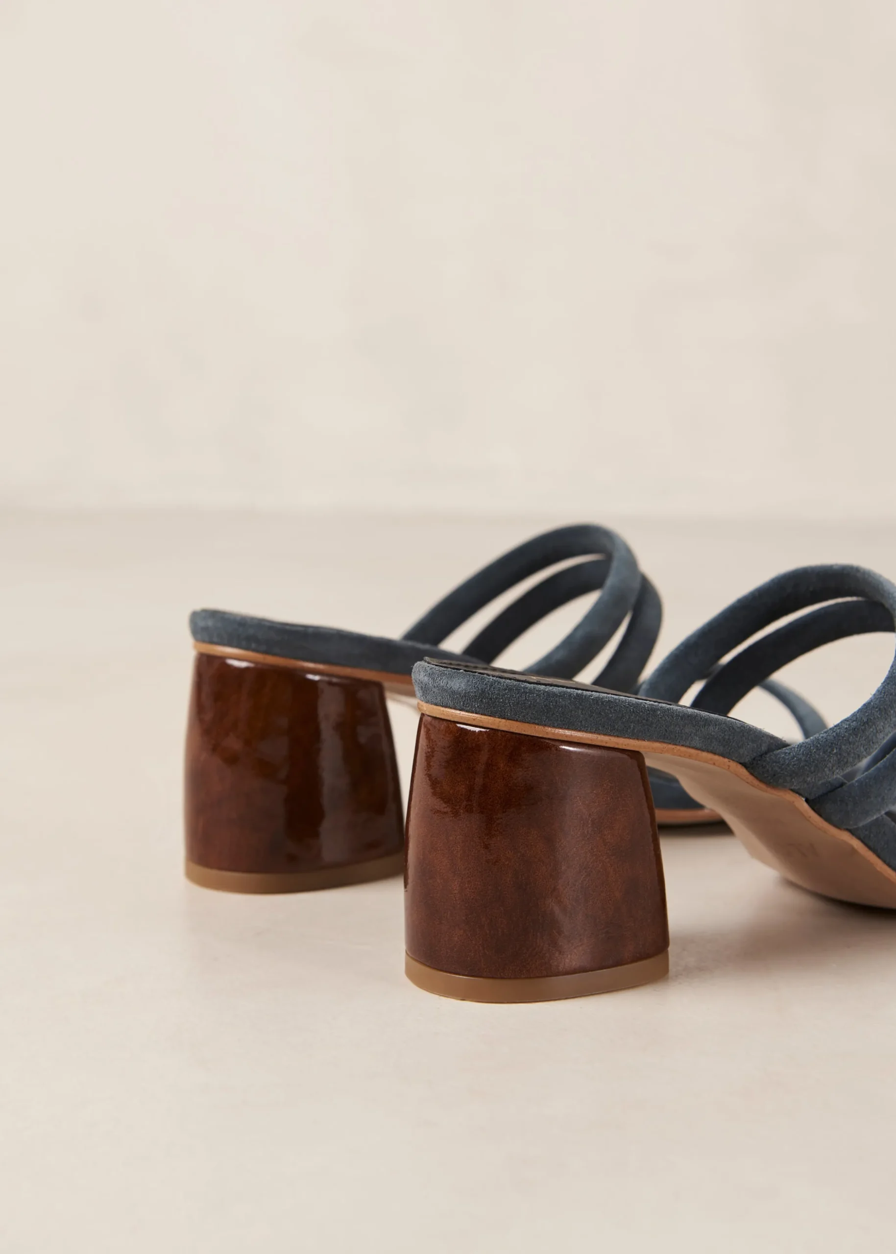 Indiana Grey Leather Sandals