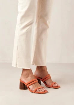 Indiana Pomelo Orange Leather Sandals