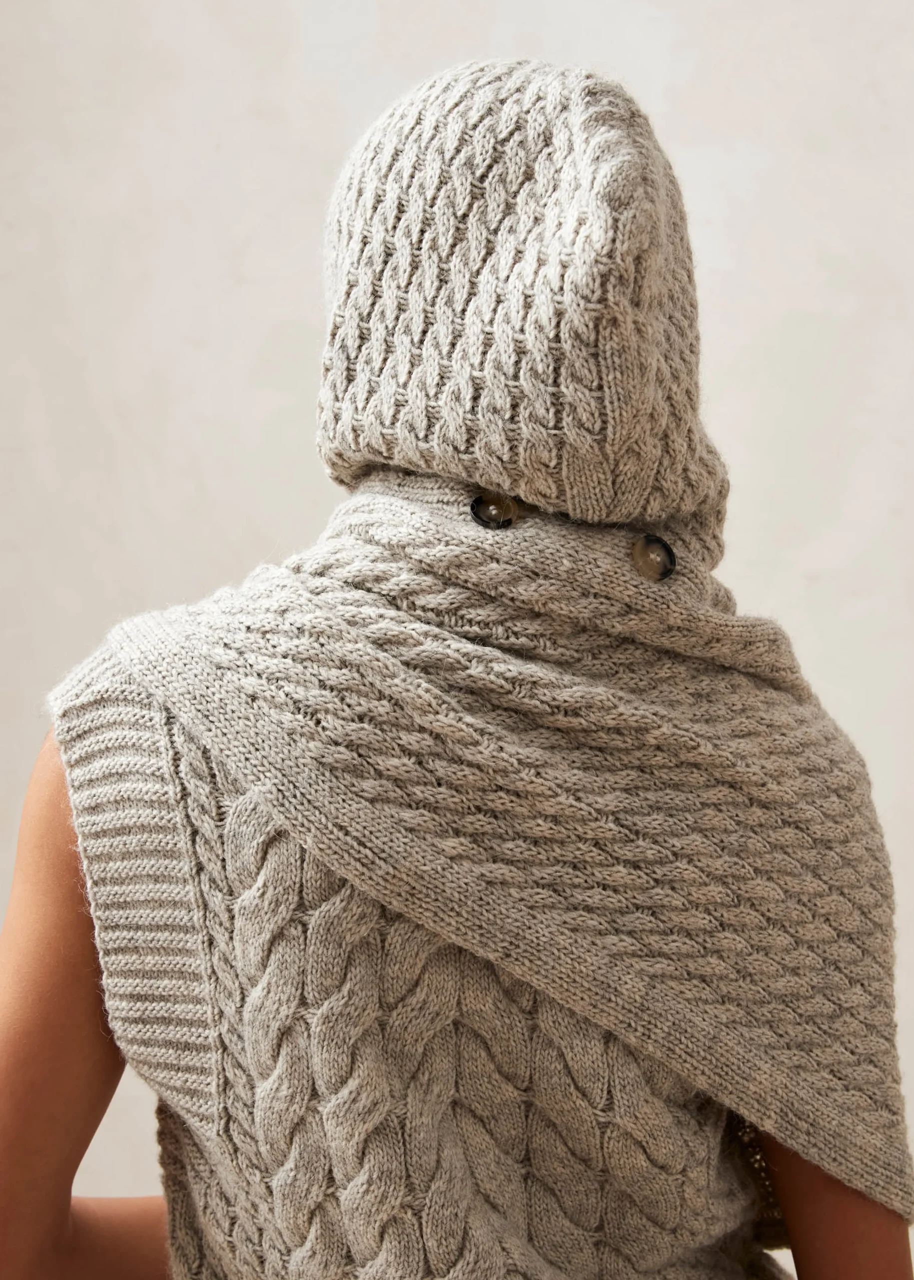 Kylie Gray Tricot Scarf