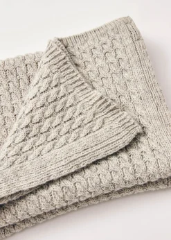 Kylie Gray Tricot Scarf