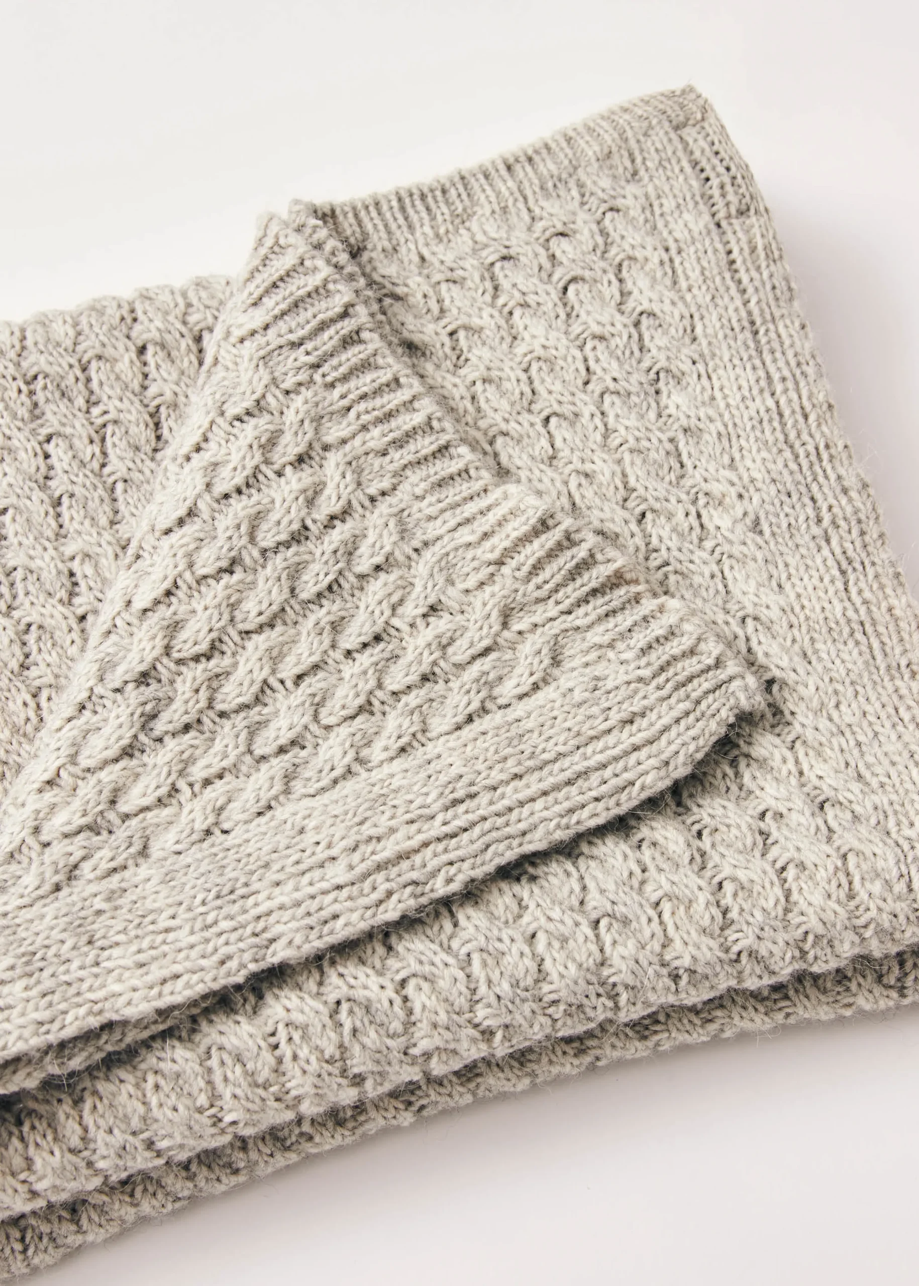 Kylie Gray Tricot Scarf