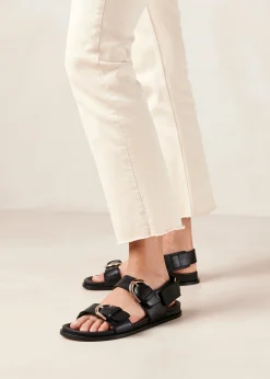 Leone Black Leather Sandals