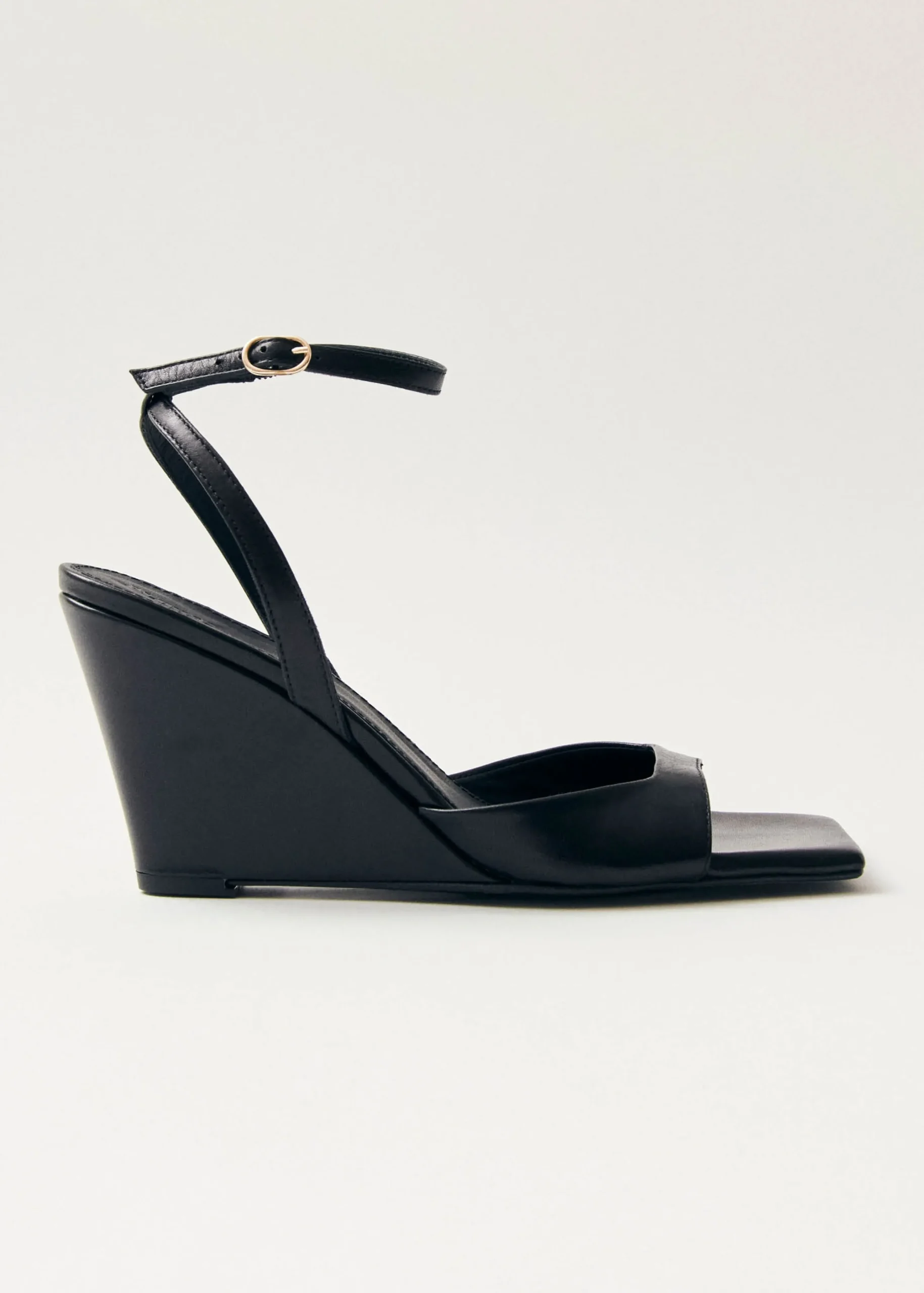 Riya Black Leather Sandals