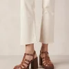 Rollers Caramel Sandals