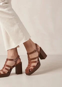 Rollers Caramel Sandals
