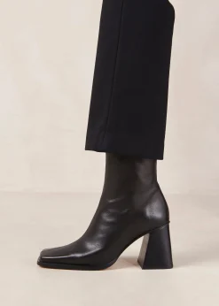 South Black Leather Ankle Boots