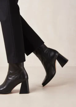 South Black Leather Ankle Boots