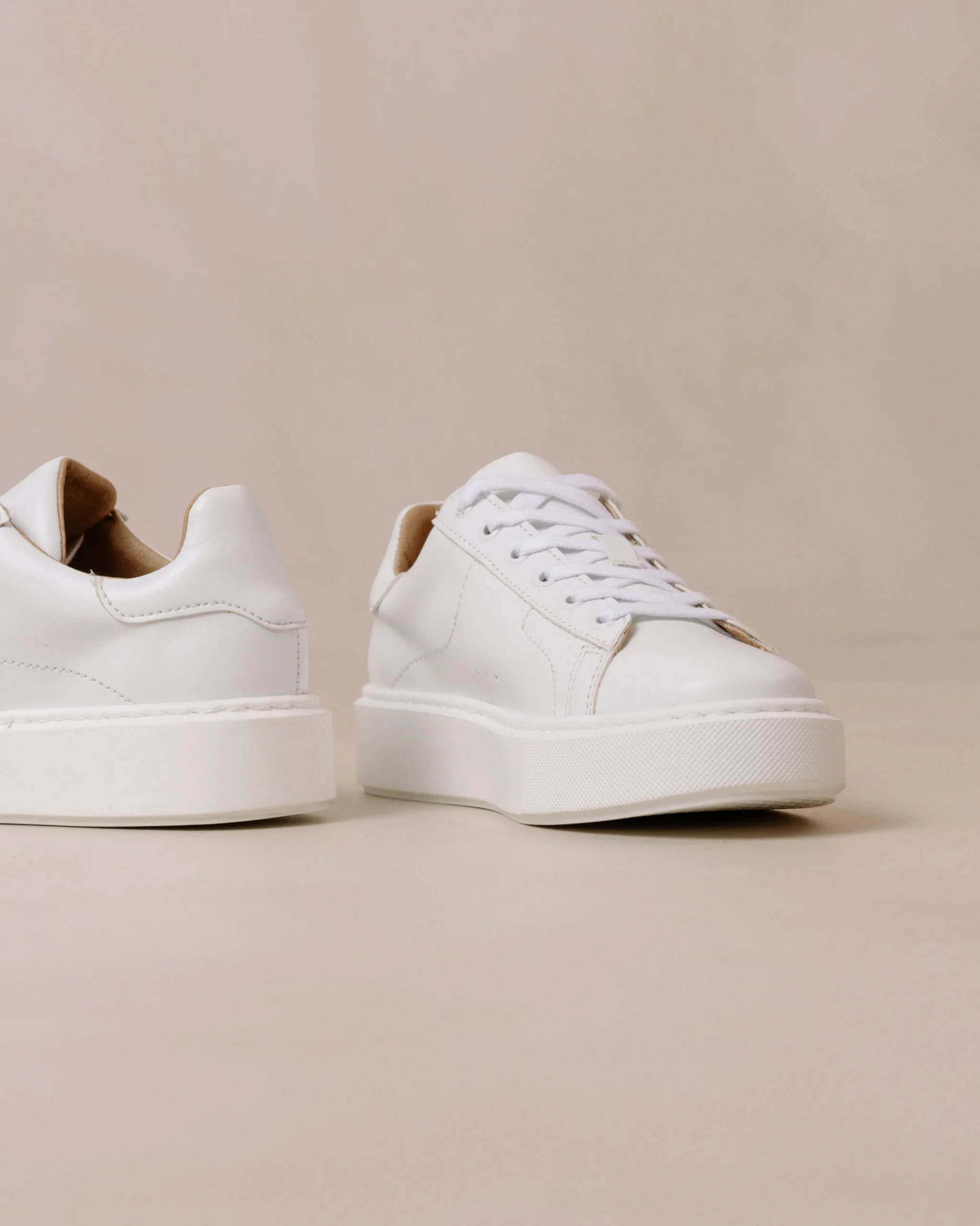 Tb.65 Apple Bright White