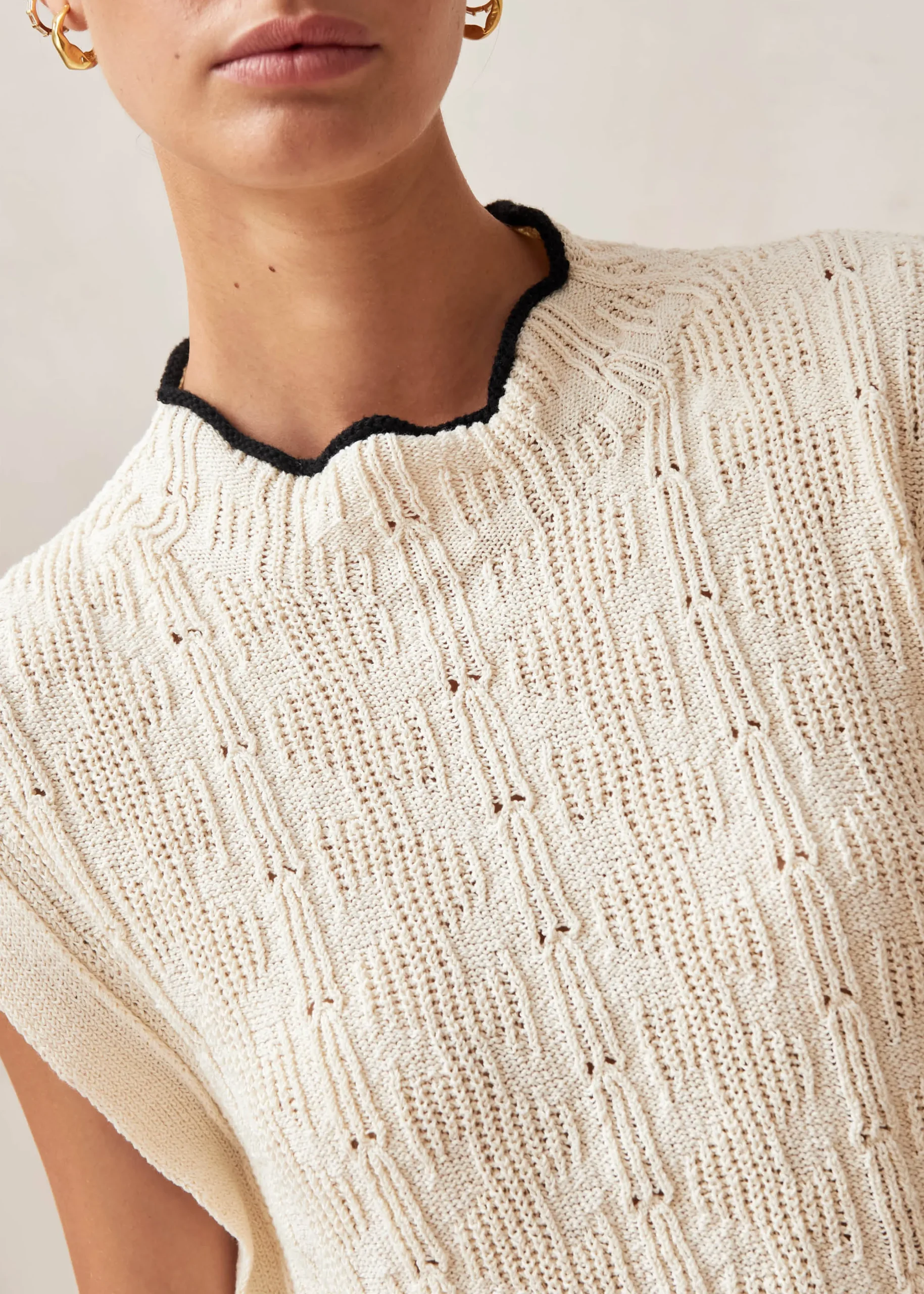 Tina Ecru Tricot Vest