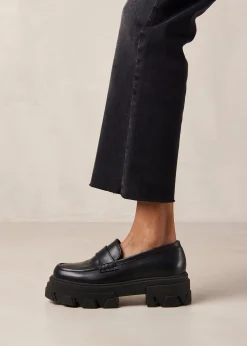 Trailblazer Black Leather Loafers