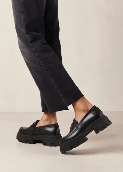 Trailblazer Black Leather Loafers