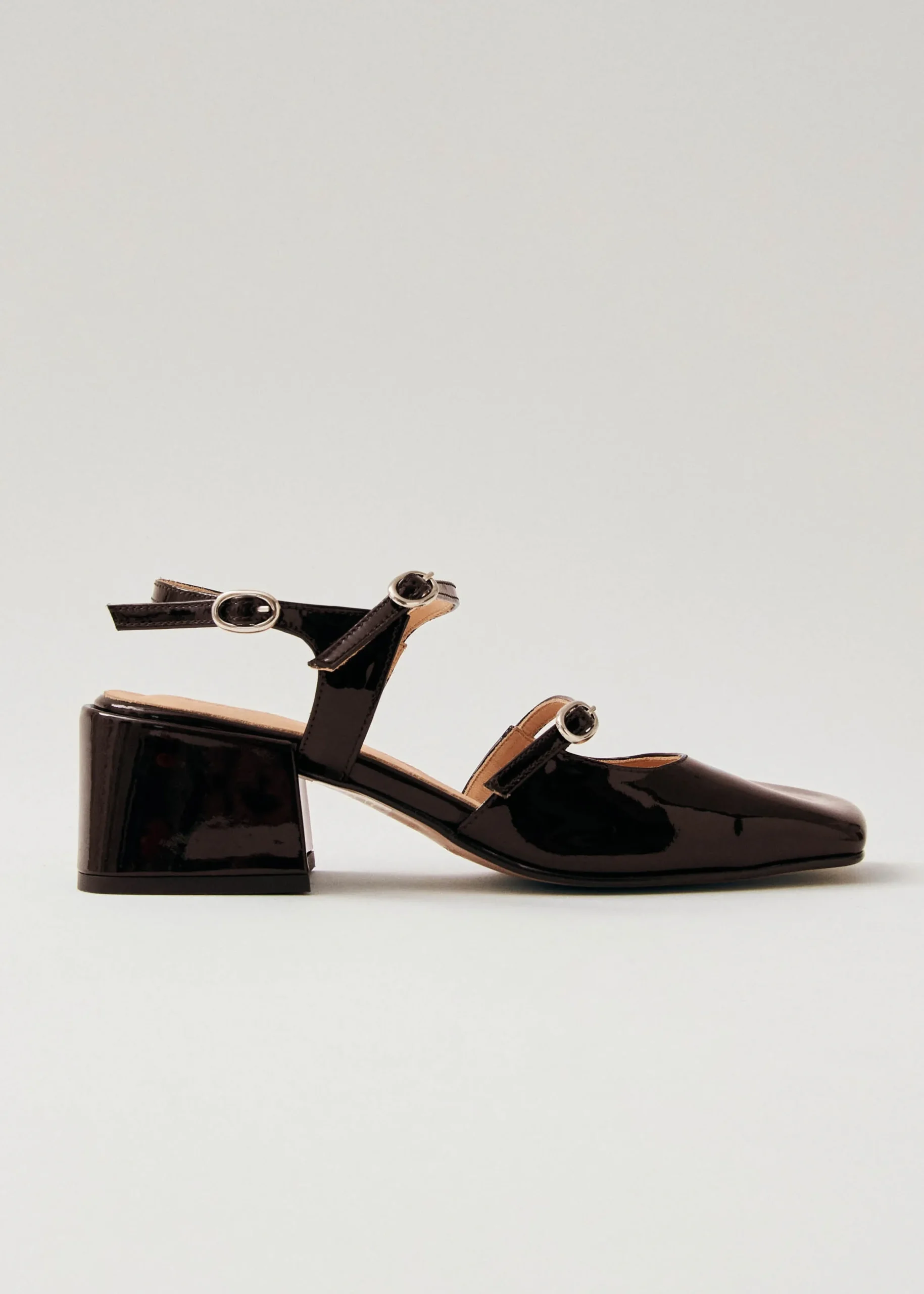 Withnee Onix Brown Leather Pumps