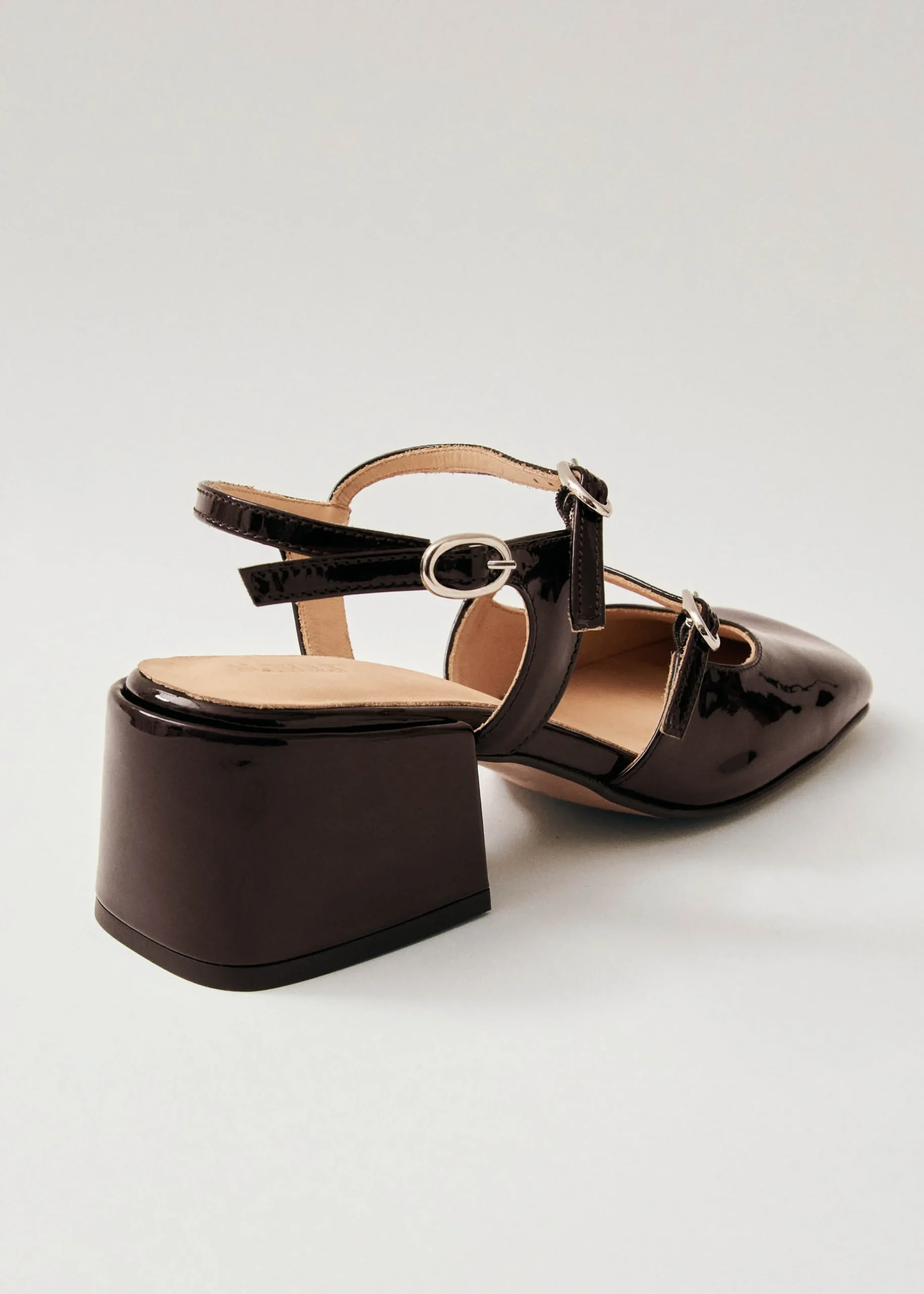 Withnee Onix Brown Leather Pumps